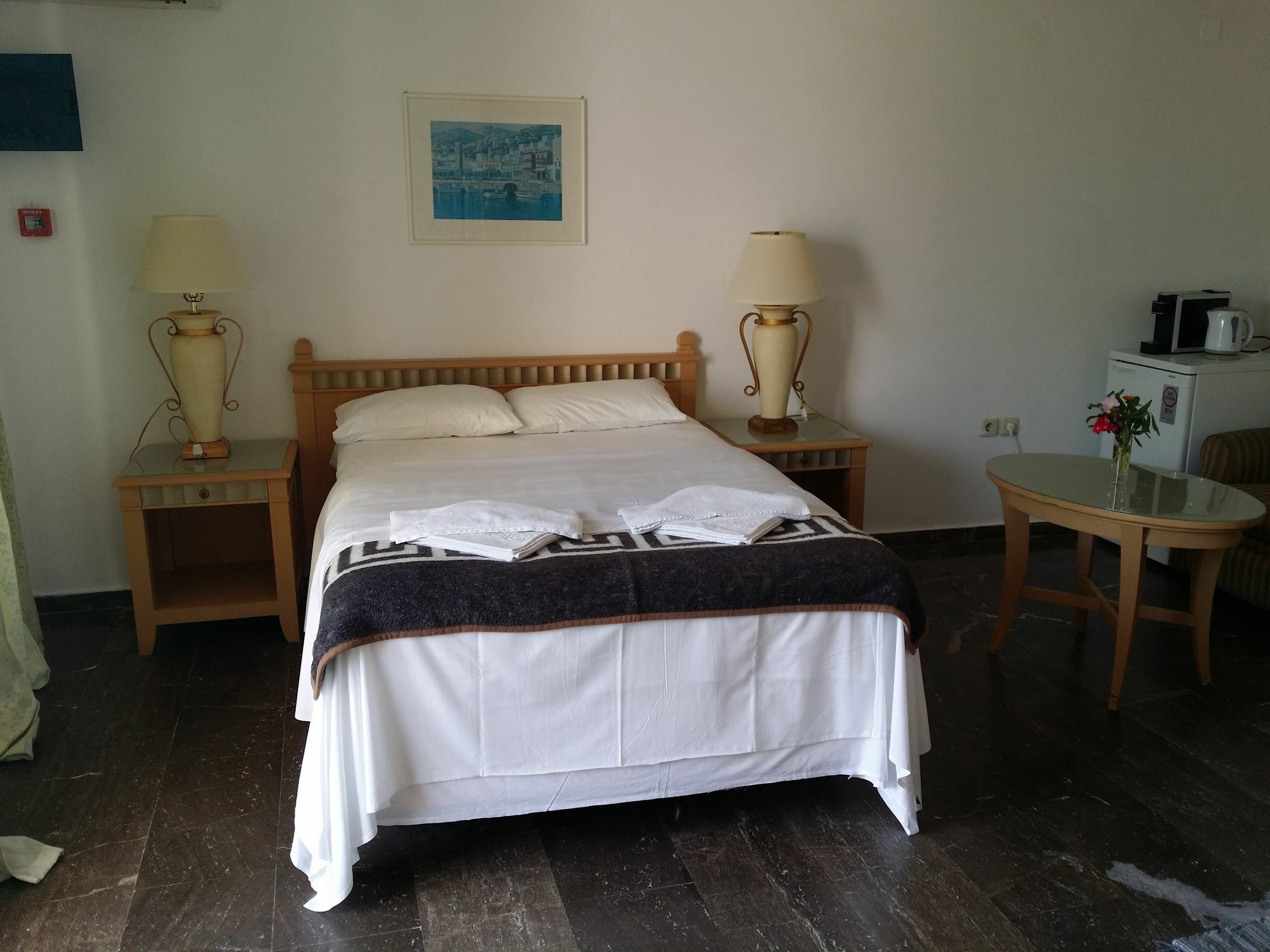 Minerva Beach Agia Marina Екстериор снимка
