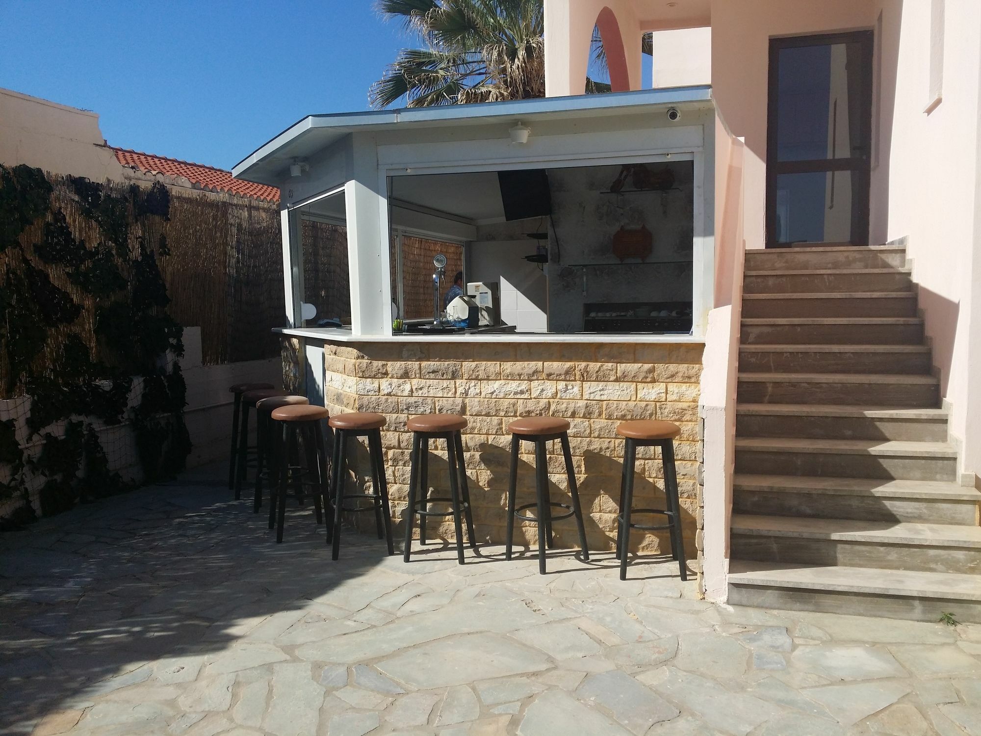 Minerva Beach Agia Marina Екстериор снимка