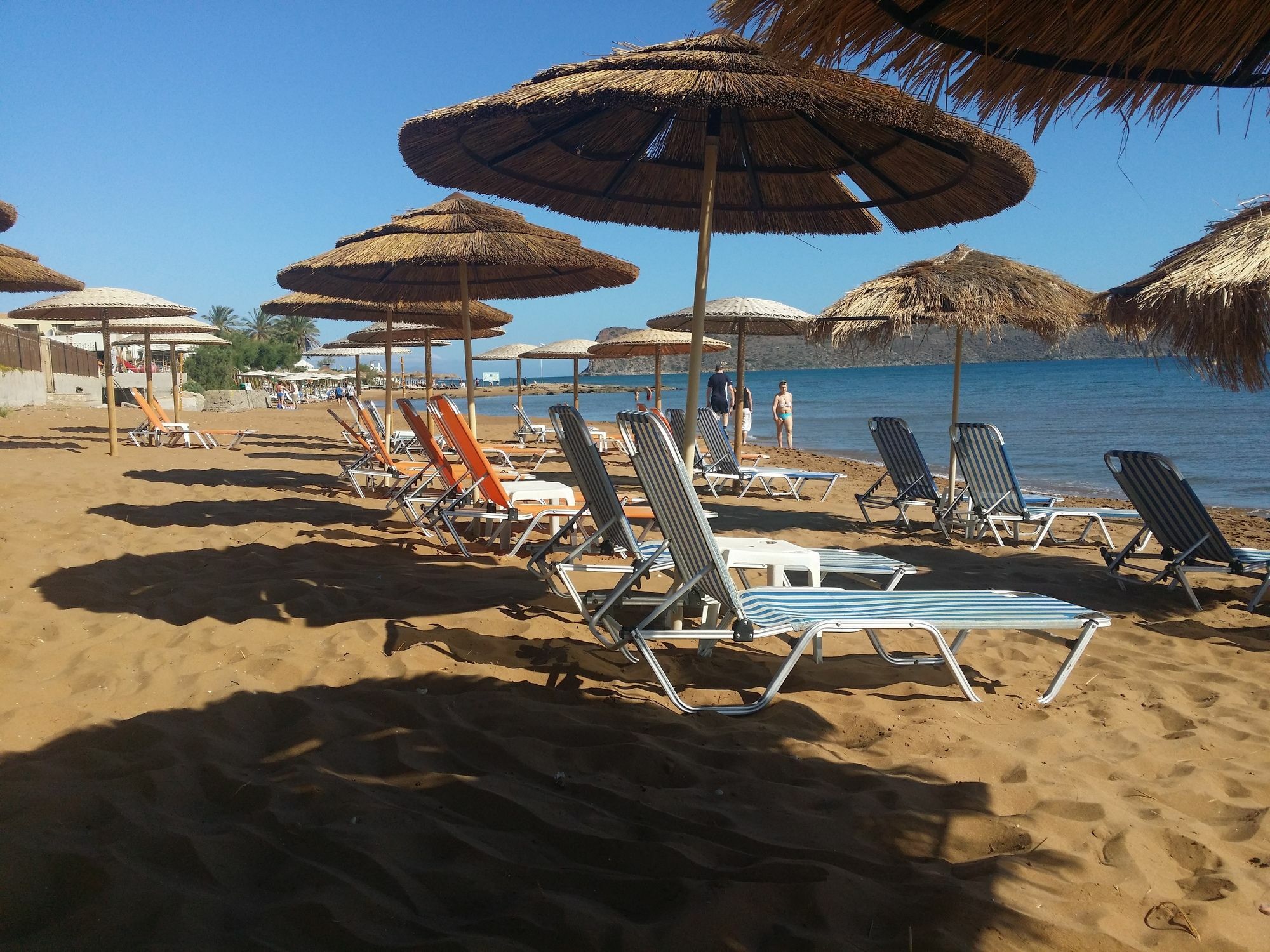 Minerva Beach Agia Marina Екстериор снимка