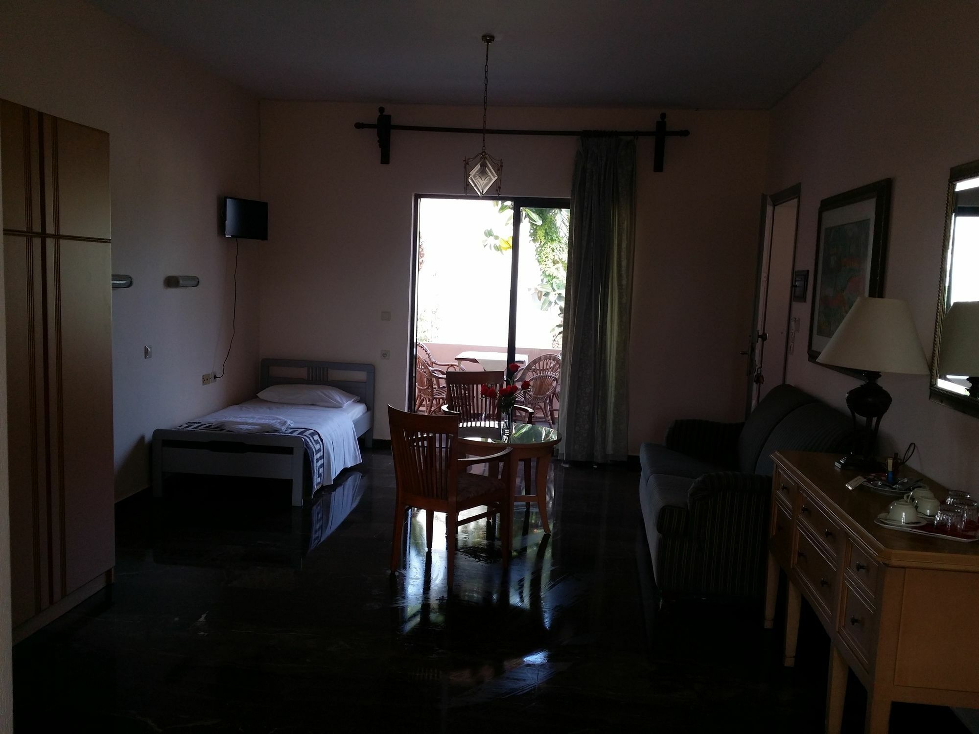 Minerva Beach Agia Marina Екстериор снимка