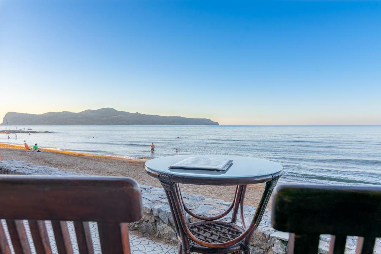 Minerva Beach Agia Marina Екстериор снимка